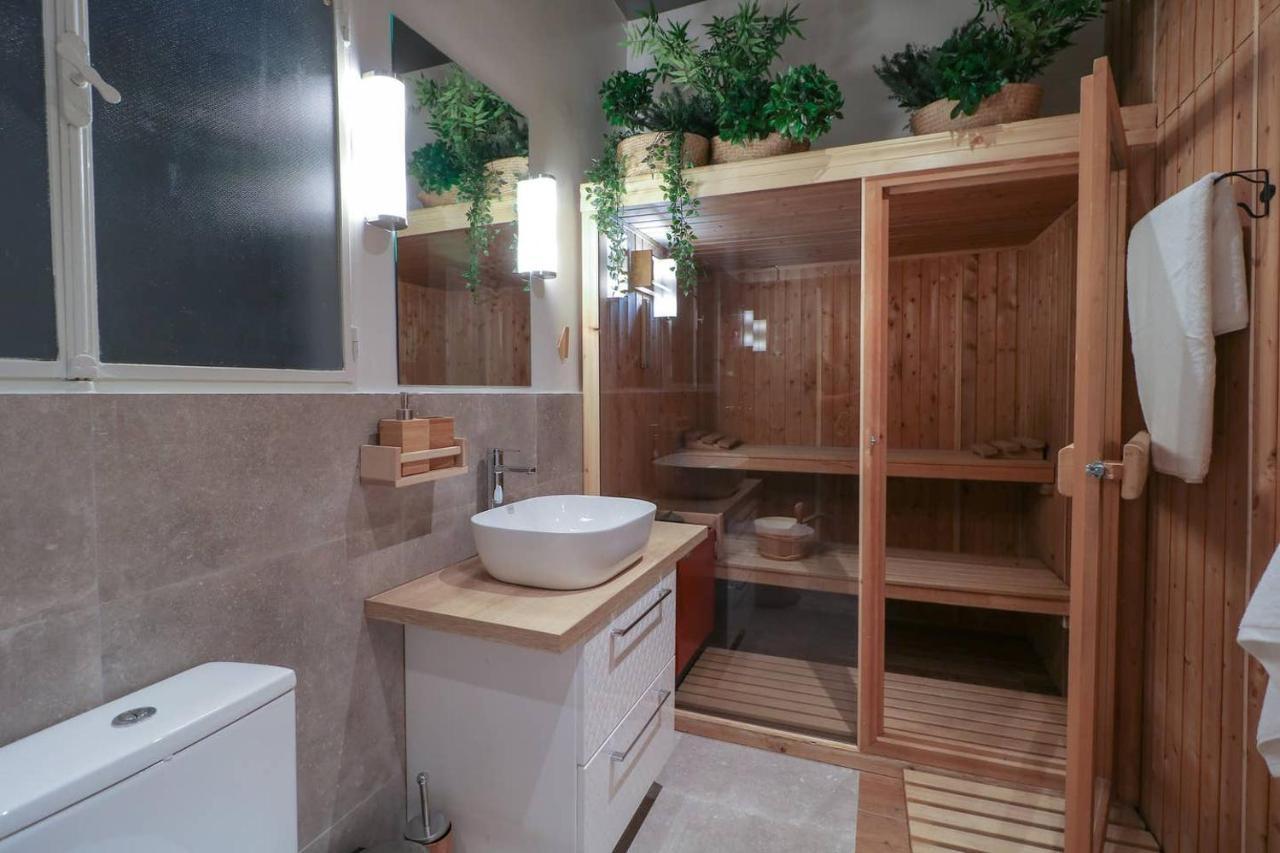 Victoria 5Star / 5Br Bigapt / Sauna / 2Min To Metro Aten Exteriör bild